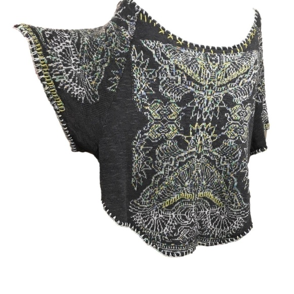 Free People Mayan Sunburst Short Sleeve Sweater cow neck size M - Picture 3 of 7